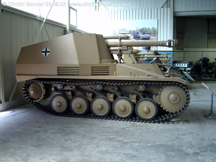Sfl-(Wespe)105mmPzkfw-II(3)